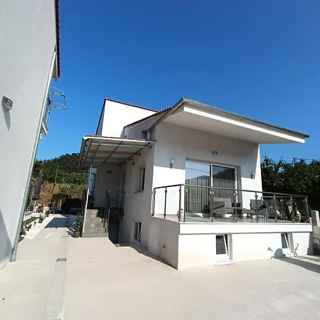 Oxana Holiday home *